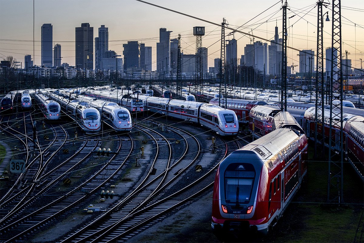 Njemačka potpuno stala, prve fotografije paralisane zemlje (FOTO)