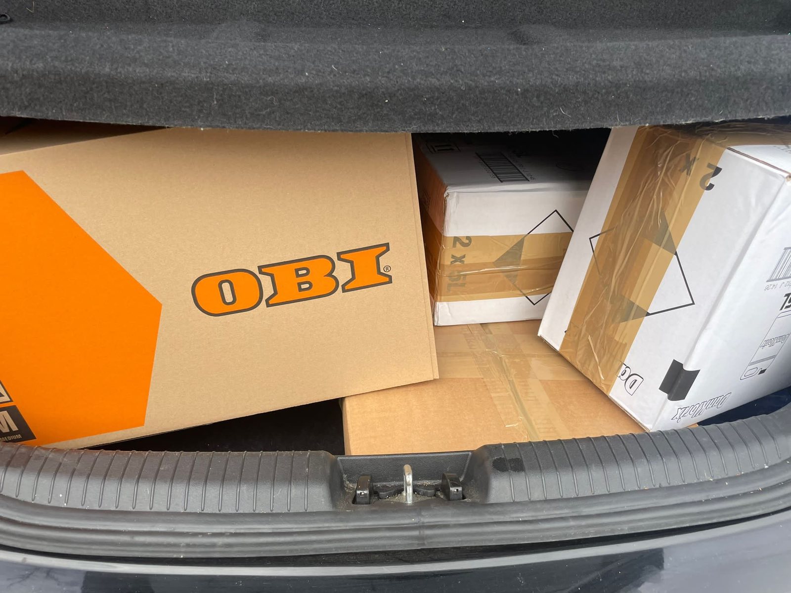 Srpski narod u Austriji u humanoj misiji: Veliki odziv u prikupljanju pomoći za Tursku