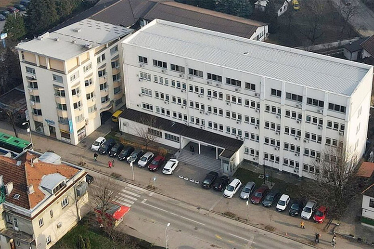 Suđenje za pokušaj ubistva na svadbi: Optuženi s noževima krenuli prema žrtvi