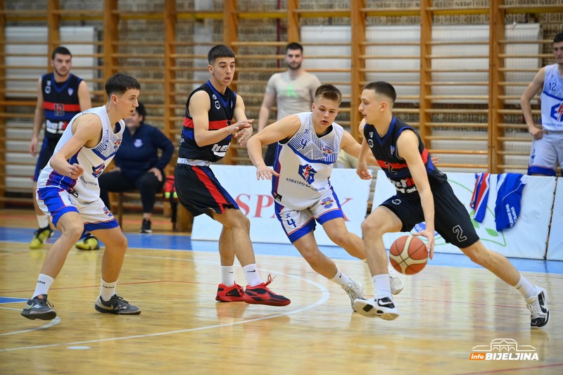Sjajna utakmica u Bijeljini: Radnik izjednačio protiv Drine (FOTO)