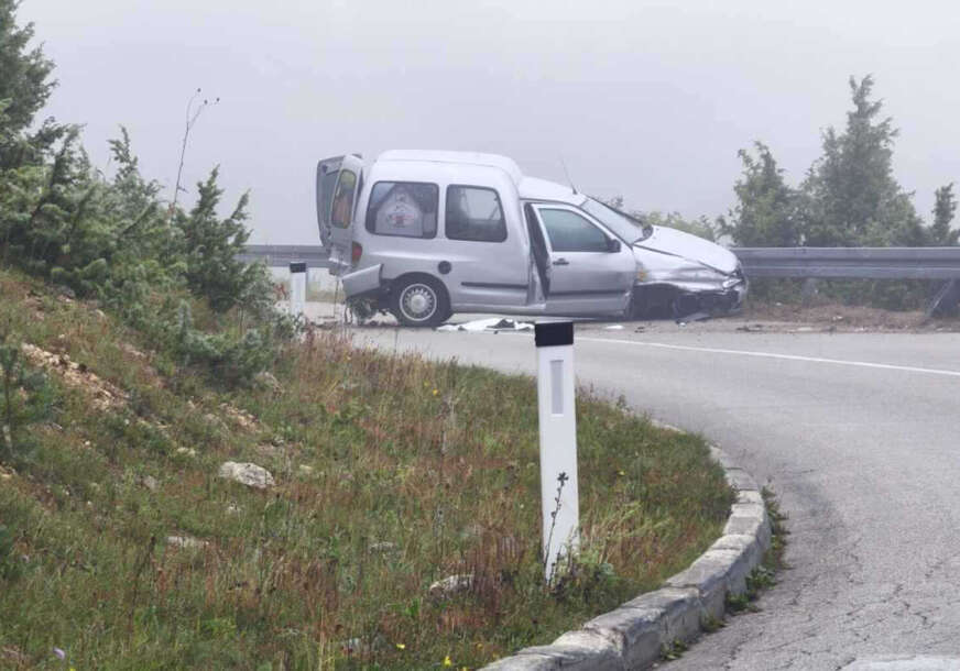 Vozač poginuo nakon što je izašao iz vozila: Policija se oglasila o tragičnoj nesreći kod Kupresa