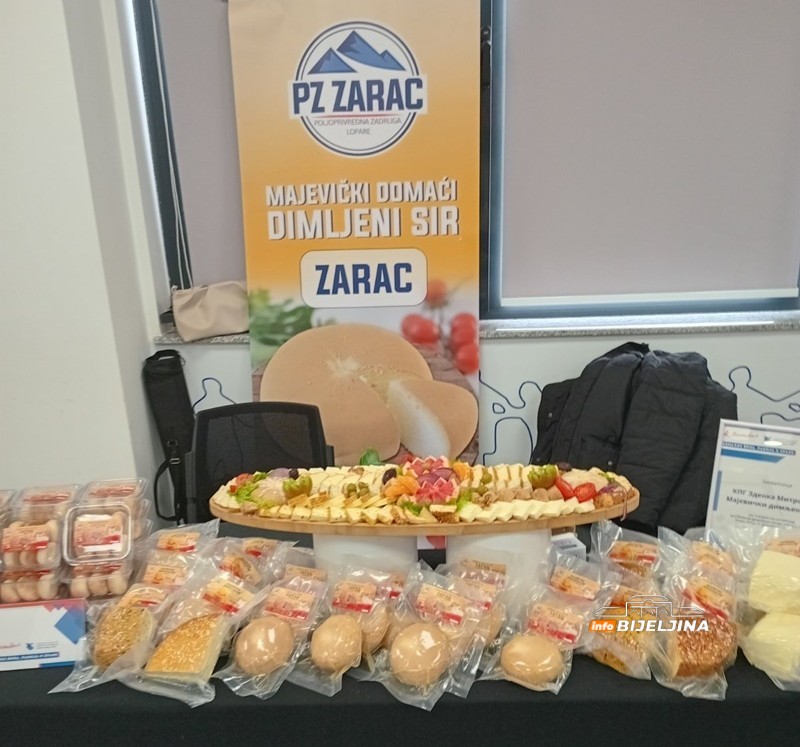 Zdenka iz Lopara mjesečno proizvede do 300 kg sira: Potražnja ogromna, kupuju restorani, trgovački lanci, dijaspora... (FOTO)