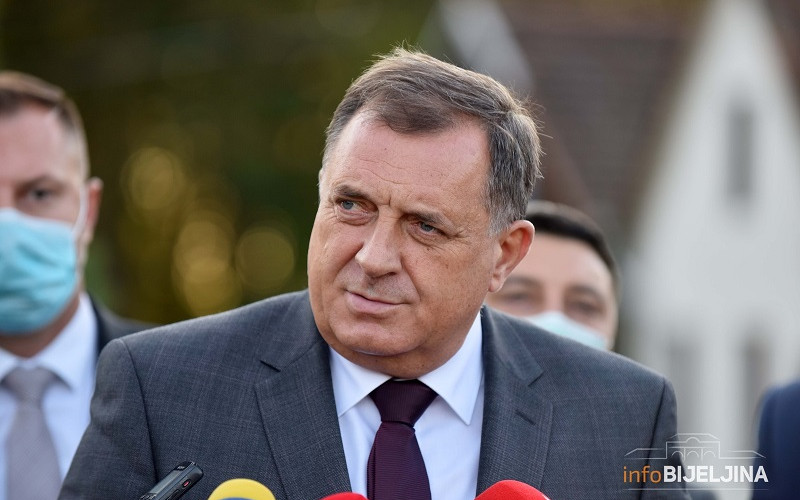 Dodik: Đukanović doživio propast