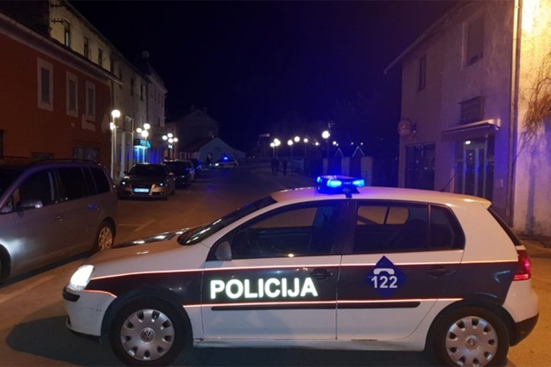 Mrtav migrant pronađen u gepeku