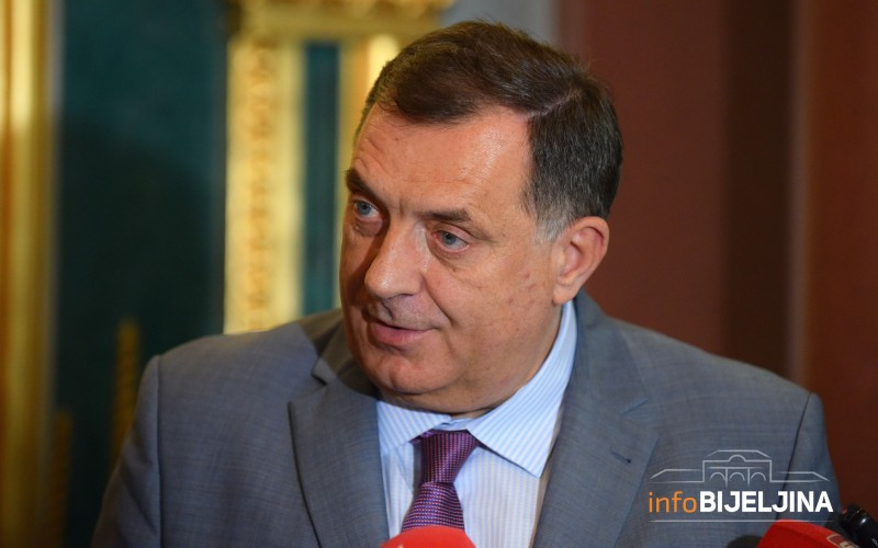 Dodik: Bećirović i Komšić smiješni kao Mapetovci