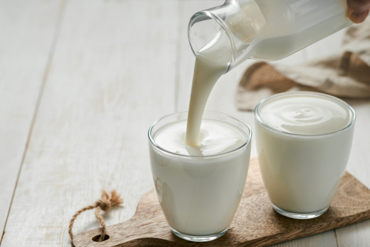 Pet načina na koje nam jogurt može pomoći da smršamo