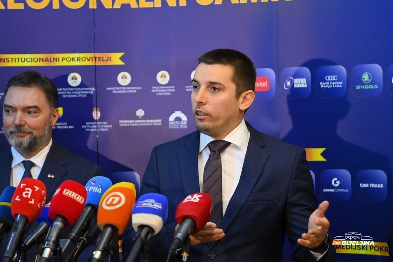 Počeo Regionalni samit trgovine u Banjaluci (FOTO)