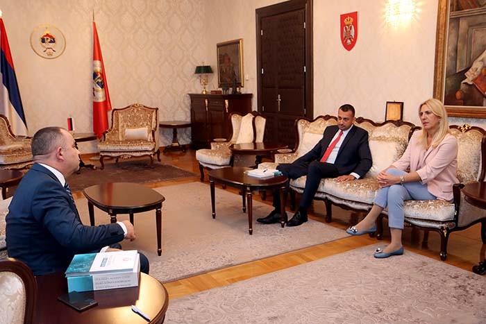 Cvijanovićeva na sastanku sa direktorom bolnice „Sveti Vračevi“