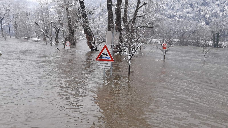 Proglašena vanredna situacija u Zvorniku! (FOTO)