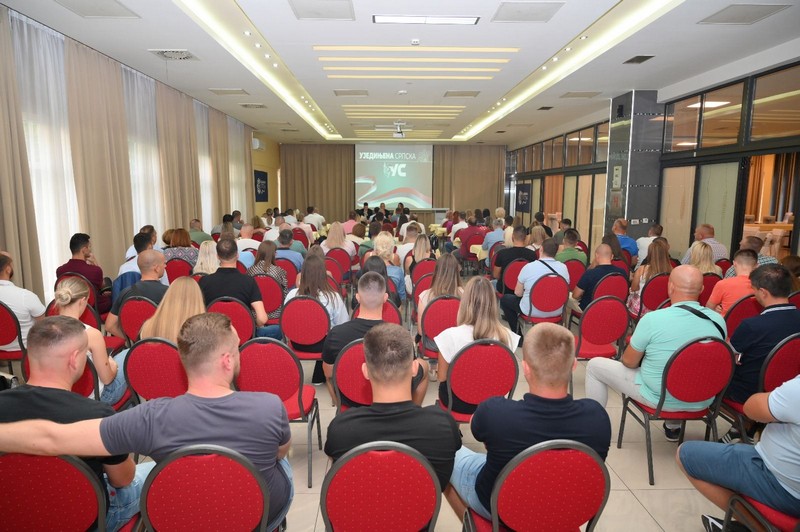 GO Ujedinjene Srpske Bijeljina predstavio kandidate za predstojeće lokalne izbore (FOTO)