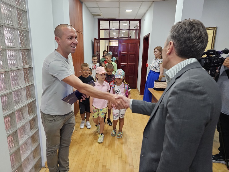 Mališani uz podršku opštine Ugljevik šesti put na NTC kampu na Gučevu: Tehnike brzog učenja