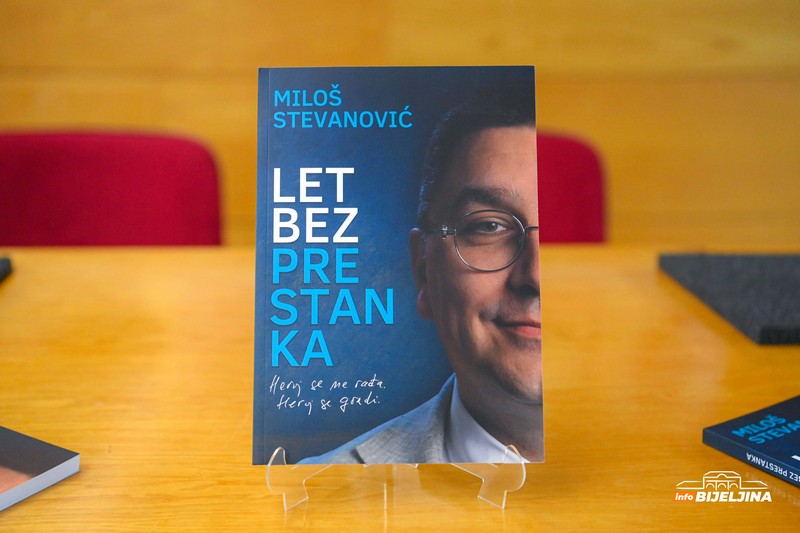 Bijeljina: Promovisana knjiga Miloša Stevanovića, djelo kojem se čitaoci uvijek vraćaju (FOTO)