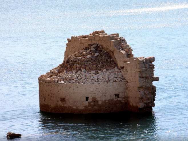 Srpska svetinja ponovo mir traži u Perućkom jezeru