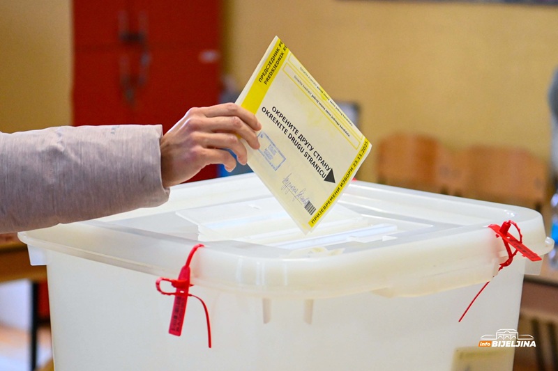 SDS: Blanuša u Banjaluci vodi za 12.255 glasova