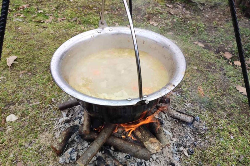 Jezivo ubistvo u Srbiji: Tukli čovjeka do smrti na gulašijadi