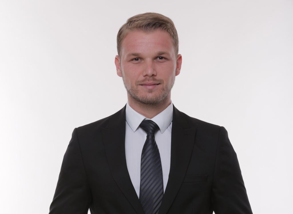 Stanivuković predaje krivične prijave protiv funkcionera