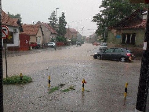Jaka kiša i munje nad Semberijom