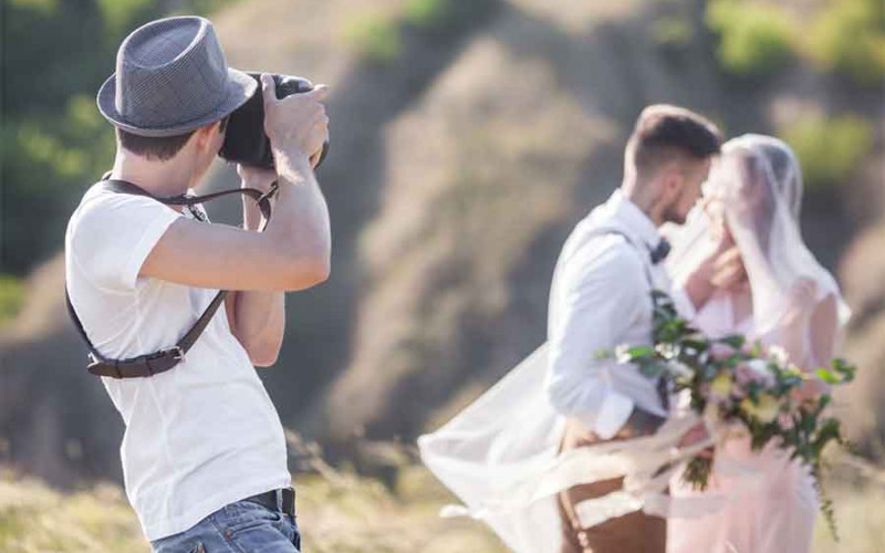 Inspekcija kontroliše nelegalne fotografe: Presjelo im slikanje matura i mladenaca