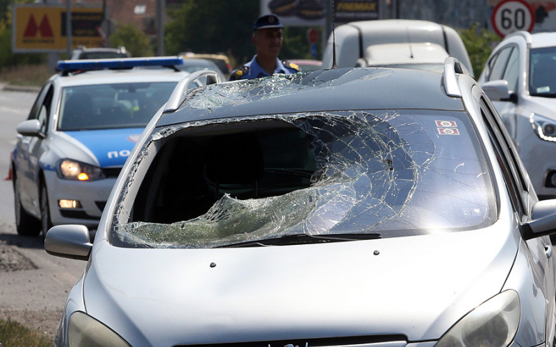 Bijeljinac povrijeđen u sudaru dva automobila