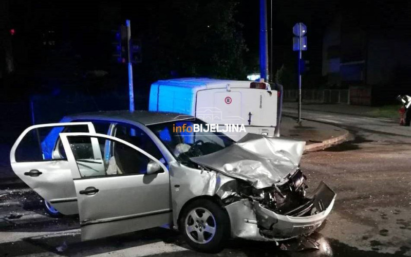 Teška nesreća u Bijeljini, poginula djevojka