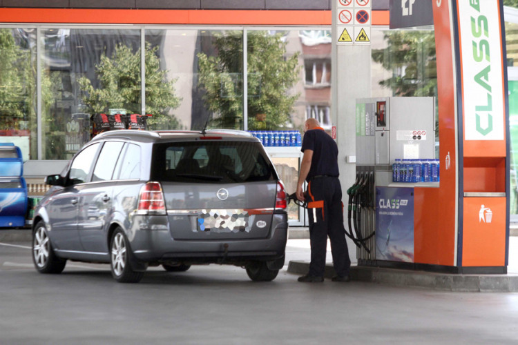 Ništa od suspenzije akciza i pada cijene goriva