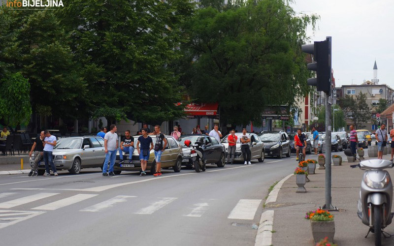 Vozači ne odustaju: I danas blokada saobraćajnica!