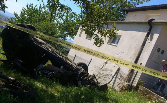 Bizarna saobraćajna nesreća kod Teslića: Autom udario ženu i poginuo