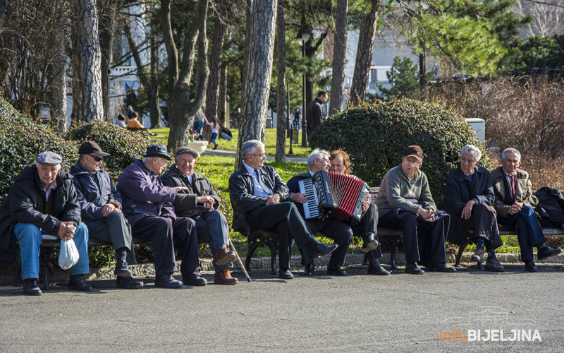 SVE VIŠE PENZIONERA U SRPSKOJ: U prvih 10 mjeseci ove godine porast broja korisnika Fonda PIO
