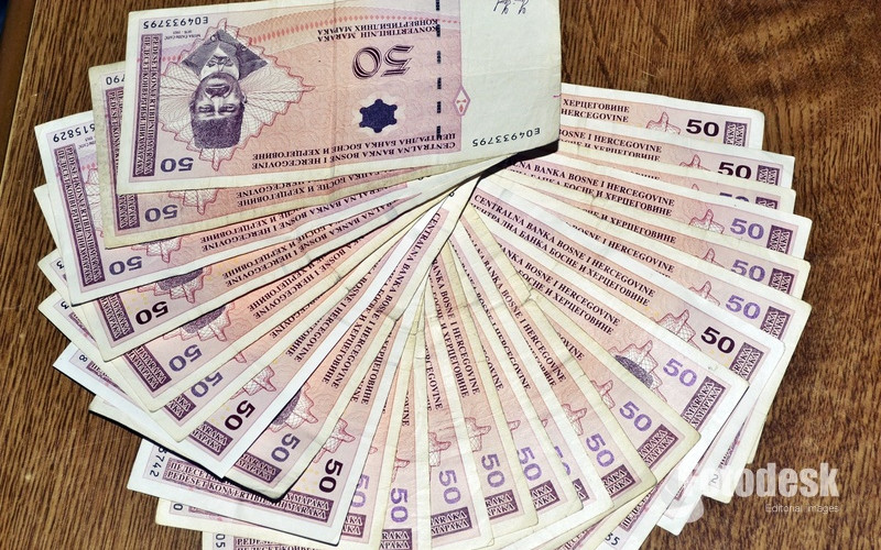 Zbog neisplaćenih plata radnici vode sporove “teške” 146,3 miliona KM