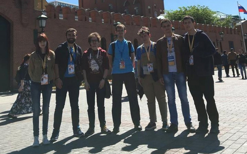 Dragan Marković (17) iz Bijeljine na takmičenju iz fizike u Moskvi