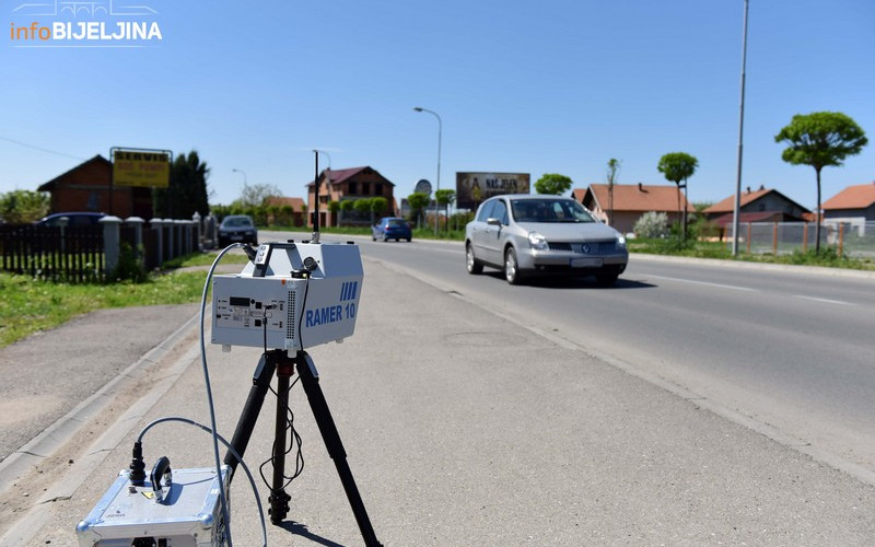 Stranci i dalje jure i izmiču kaznama