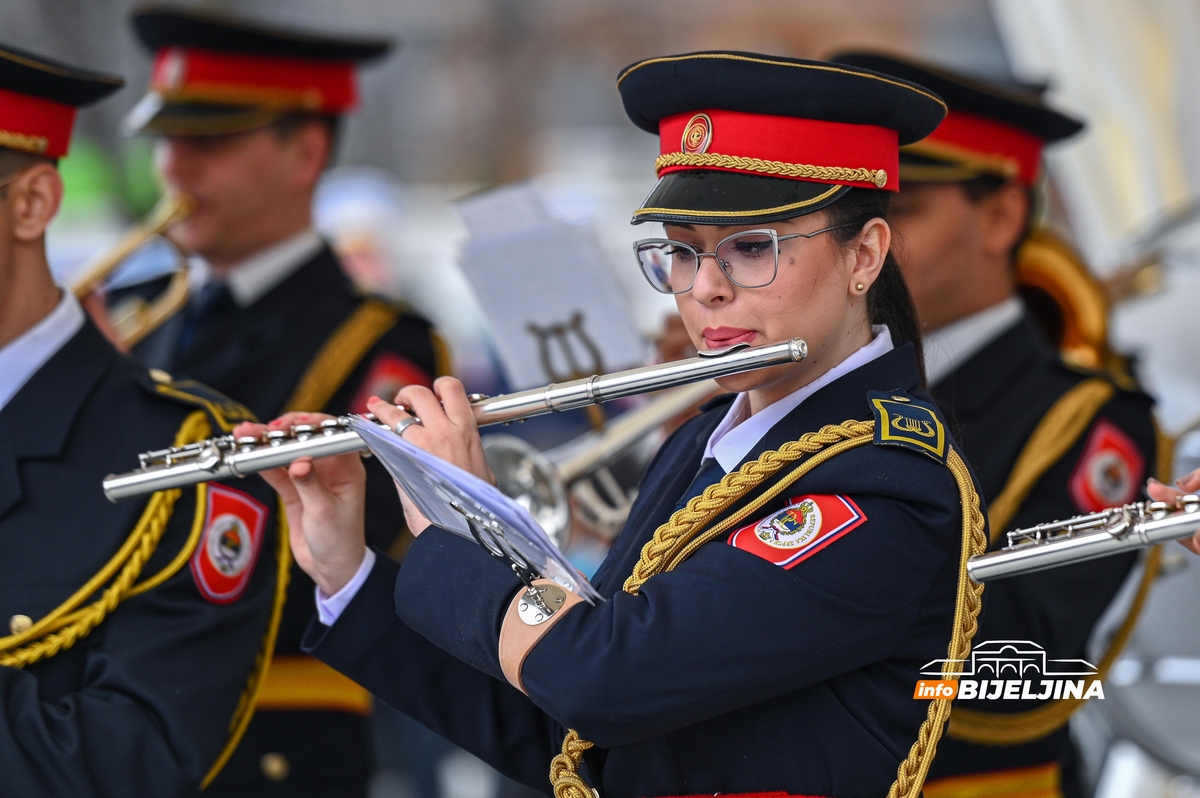 Lukač u posjeti Bijeljini: Moramo da ulažemo u Policiju i našu bezbjednost (FOTO)