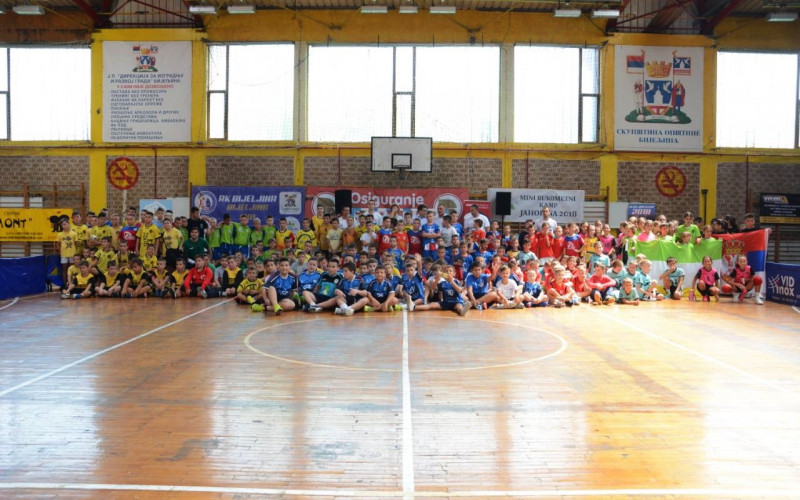 Uspješno organizovan prvi vikend takmičenja mladih rukometaša