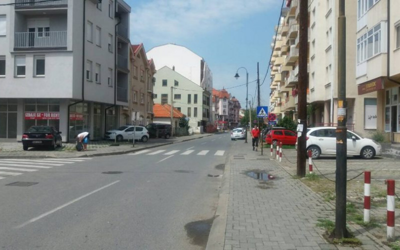 Bijeljina: Parkiraju gdje god stignu