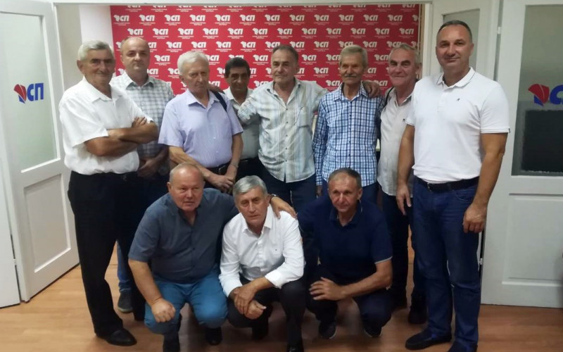 Gradski odbor SP organizovao druženje osnivača partije