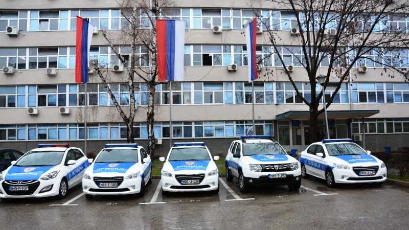 Policija saslušava devet lica zbog premlaćivanja novinara