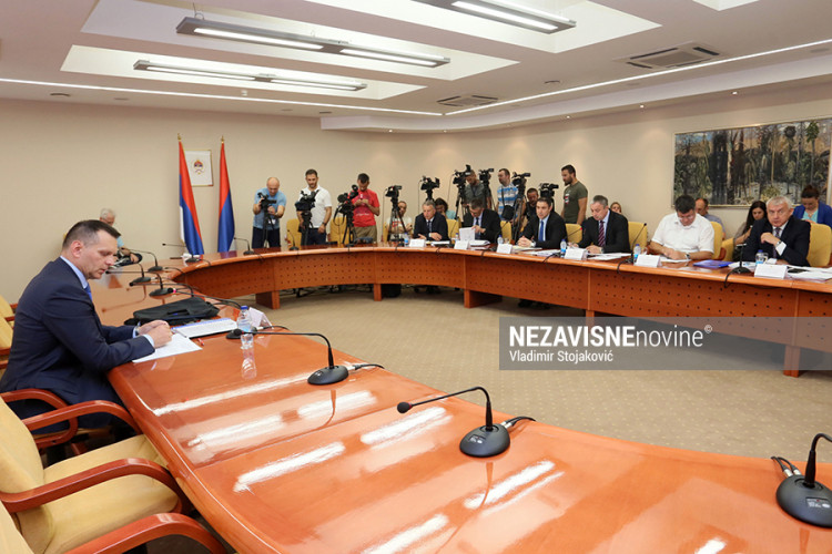 Davorov međunarodni pravni tim kod Lukača i Lepira