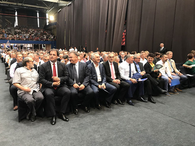 Danas u Banjaluci Skupština SDS-a