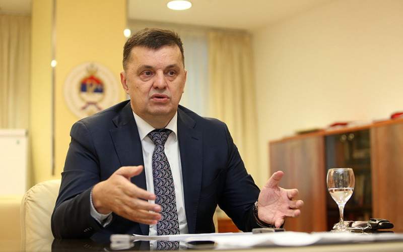 Tegeltija: Poslodavci da povećaju plate kako je predviđeno