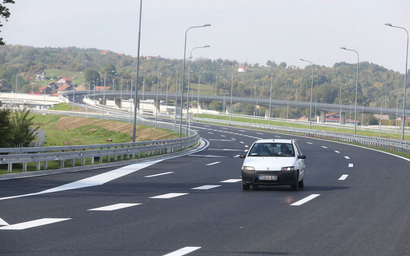 Novi kredit za autoputeve u Srpskoj