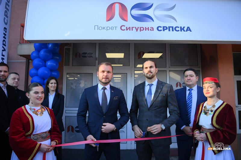 U Bijeljini otvorene prostorije Pokreta Sigurna Srpska, Stanivuković poručio: “Važno je da je narod s nama” (FOTO)