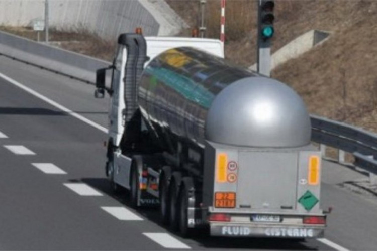 Zabranjen prevoz eksplozivnih materija i zapaljivih tečnosti