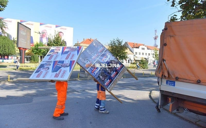 Komunalna policija: Uklonjeno više od tonu predizbornih plakata