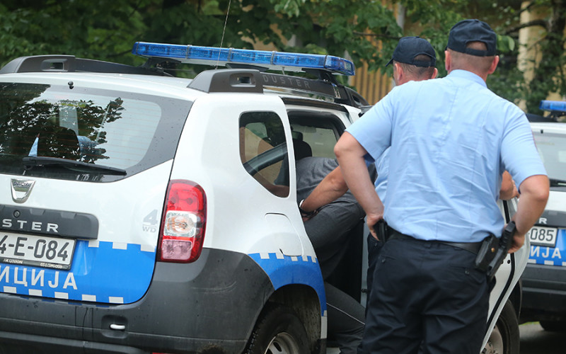 Uhapšena jedna osoba iz Ugljevika zbog nedozvoljenog držanja vatrenog oružja