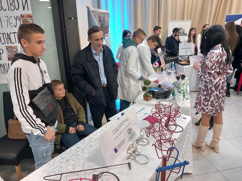 Privredna komora Bijeljina podržala deficitarna zanimanja – pravilnim izborom do sigurnog posla (FOTO)
