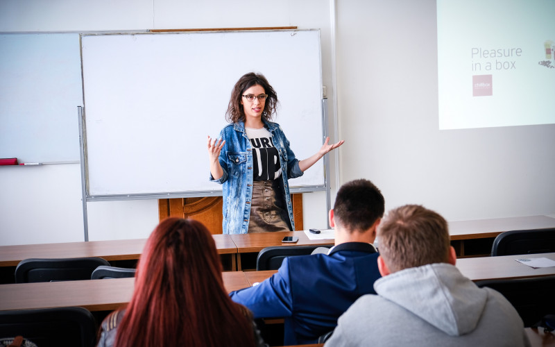INTERVJU Sofija Bajić: Pošalji svoju ideju u svijet, pusti da bude kritikovana i hvaljena, to će od tebe napraviti boljeg autora