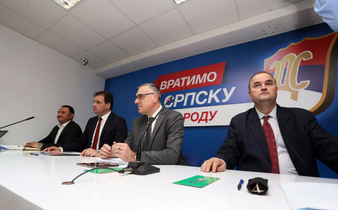 SDS zauzeo stavove SNSD-a