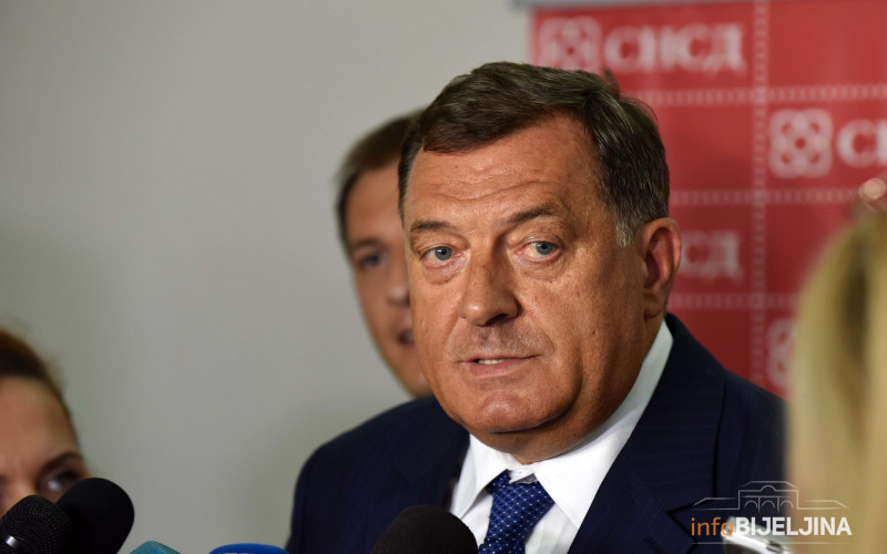 Dodik: Poziv srpskim funkcionerima da podnesu ostavke
