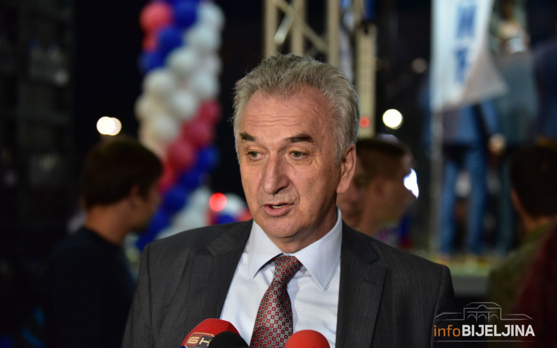 Šarović odgovorio Dodiku: Malo sutra ću podnijeti ostavku