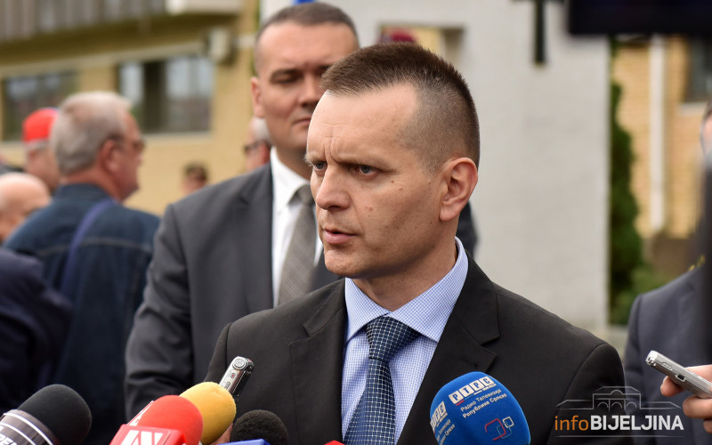 Lukač: Pripadnici MUP-a i dalje će obezbjeđivati Dodika